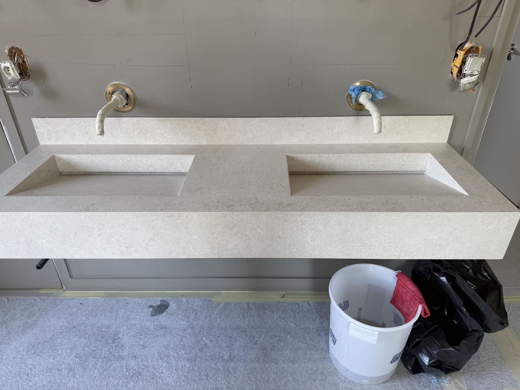 Réalisation ACC Carrelage — Double vasques suspendues